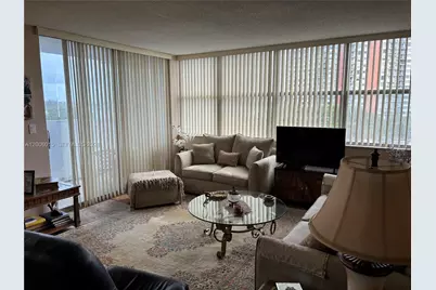 1200 NE Miami Gardens Dr #606W, Miami, FL 33179 - Photo 2