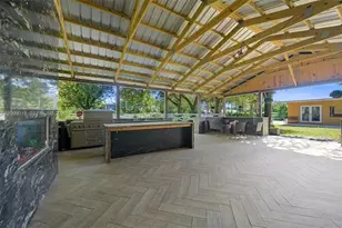 4001 SW 73rd Ave, Davie, FL 33314 - Photo 10