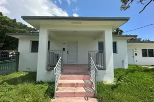 1095 NE 149th St, Miami, FL 33161 - Photo 2