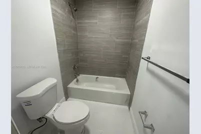 1095 NE 149th St #., Miami, FL 33161 - Photo 6