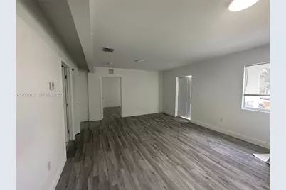 1095 NE 149th St #., Miami, FL 33161 - Photo 8