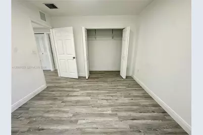 1095 NE 149th St #., Miami, FL 33161 - Photo 14