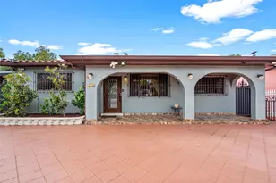 766 W 36th St, Hialeah, FL 33012 - Photo 14