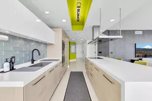 17111 Biscayne Blvd, North Miami Beach, FL 33160 - Photo 10