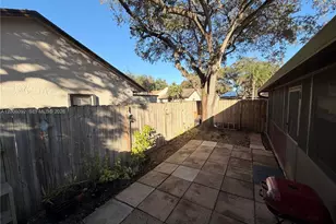 9601 NW 16th St, Pembroke Pines, FL 33024 - Photo 6
