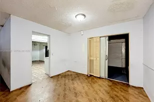 750 N Douglas Rd, Pembroke Pines, FL 33024 - Photo 2