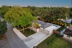2 NW 89th St, El Portal, FL 33150 - Photo 12