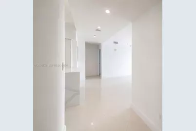 601 NE 36th St #1404, Miami, FL 33137 - Photo 8
