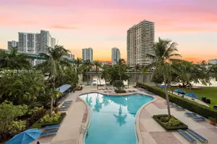 19390 Collins Ave, Sunny Isles Beach, FL 33160 - Photo 4
