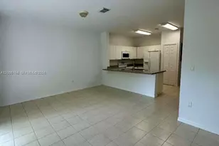 10760 NW 82nd Terrace, Doral, FL 33178 - Photo 8