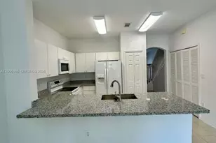 10760 NW 82nd Terrace, Doral, FL 33178 - Photo 10
