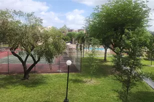 13707 Kendale Lakes Cir, Miami, FL 33183 - Photo 8