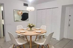 13707 Kendale Lakes Cir, Miami, FL 33183 - Photo 4