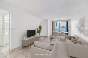 2642 Collins Ave, Miami Beach, FL 33140 - Photo 2
