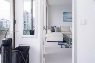 19707 Turnberry Way, Aventura, FL 33180 - Photo 28