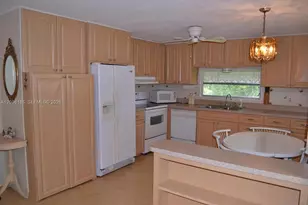 1620 SW 64th Way, Boca Raton, FL 33428 - Photo 4