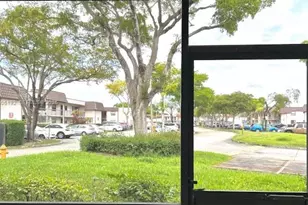 871 NE 207th Terrace, Miami, FL 33179 - Photo 18