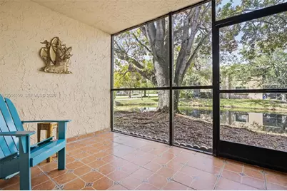183 Lakeview Dr #102, Weston, FL 33326 - Photo 22