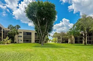 5190 Las Verdes Cir, Delray Beach, FL 33484 - Photo 2