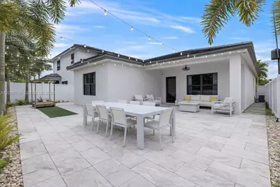 4363 SW 173rd Ave, Miramar, FL 33029 - Photo 8