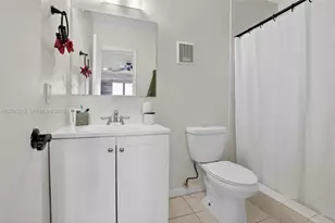10431 NW 3rd St, Pembroke Pines, FL 33026 - Photo 18