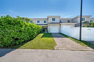 27524 SW 140th Ave, Homestead, FL 33032 - Photo 2
