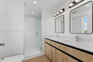 824 SE 12th Ct, Fort Lauderdale, FL 33316 - Photo 22