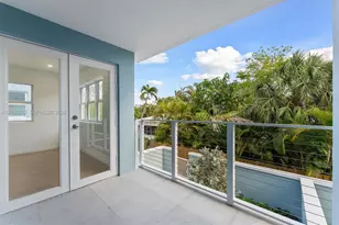 824 SE 12th Ct, Fort Lauderdale, FL 33316 - Photo 12