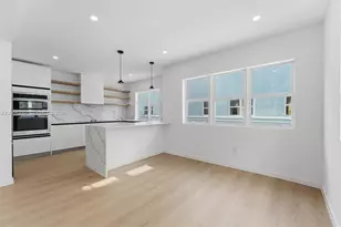 824 SE 12th Ct, Fort Lauderdale, FL 33316 - Photo 2