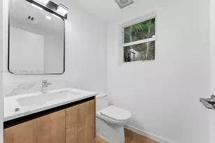 824 SE 12th Ct, Fort Lauderdale, FL 33316 - Photo 24