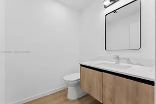 824 SE 12th Ct, Fort Lauderdale, FL 33316 - Photo 14