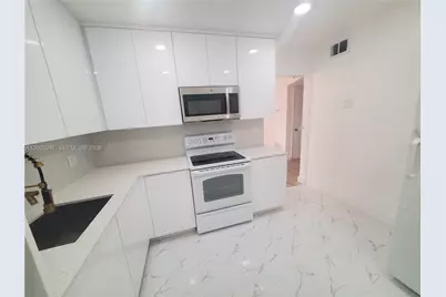 9203 NW 38th Dr #2, Coral Springs, FL 33065 - Photo 6