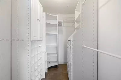 7801 Abbott Ave #508, Miami Beach, FL 33141 - Photo 14