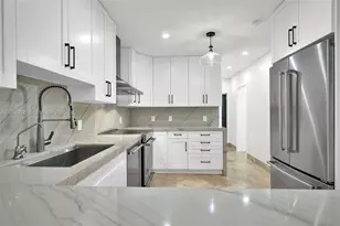 6820 SW 86th Ave, Miami, FL 33143 - Photo 10