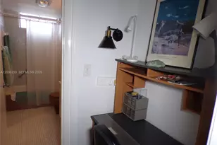 3000 Marcos Dr, Aventura, FL 33160 - Photo 30