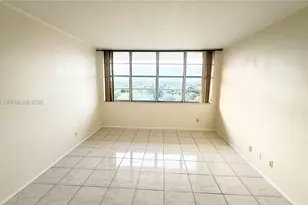 16740 NE 9th Ave, North Miami Beach, FL 33162 - Photo 12