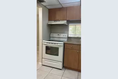 10625 SW 112th Ave #301, Miami, FL 33176 - Photo 32