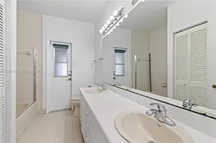 15941 SW 252nd St, Homestead, FL 33031 - Photo 8
