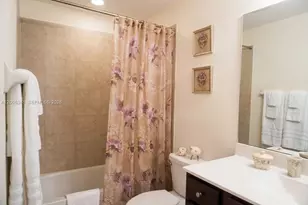 3280 W 92nd Pl, Hialeah, FL 33018 - Photo 18
