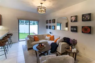 3280 W 92nd Pl, Hialeah, FL 33018 - Photo 10