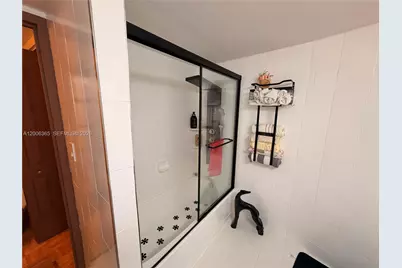 100 Golden Isles Dr #810, Hallandale Beach, FL 33009 - Photo 12