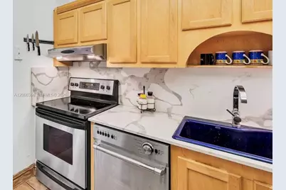 20301 W Country Club Dr #PH22, Aventura, FL 33180 - Photo 16