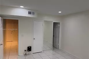 2200 NE 66th St, Fort Lauderdale, FL 33308 - Photo 32