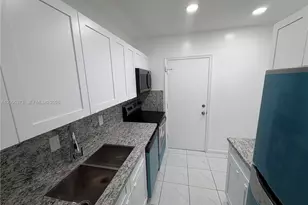 2200 NE 66th St, Fort Lauderdale, FL 33308 - Photo 16
