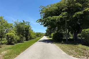 15395 SW 272nd St, Homestead, FL 33032 - Photo 20