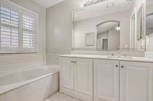 941 Doveplum Ct, Hollywood, FL 33019 - Photo 12