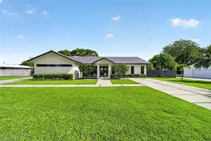 8765 SW 175th St, Palmetto Bay, FL 33157 - Photo 2
