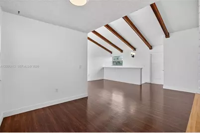 10302 NW 9th St Cir #204, Miami, FL 33172 - Photo 12