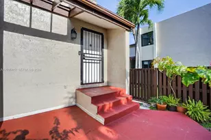 10302 NW 9th St Cir, Miami, FL 33172 - Photo 28