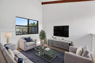 10302 NW 9th St Cir, Miami, FL 33172 - Photo 6
